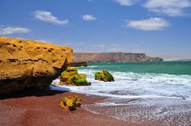 Paracas beach